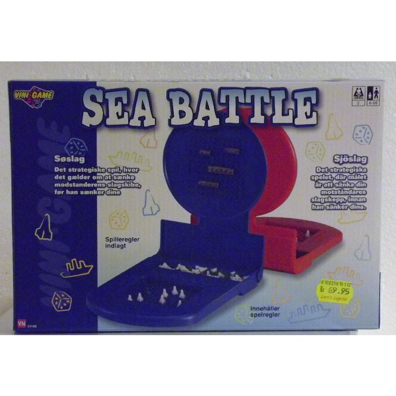 Sea battle er et spil med 2 spillere hvor de hver især skal prøve at sænke hinandens skibe, spilleren med flest skibe tilbage vinder.